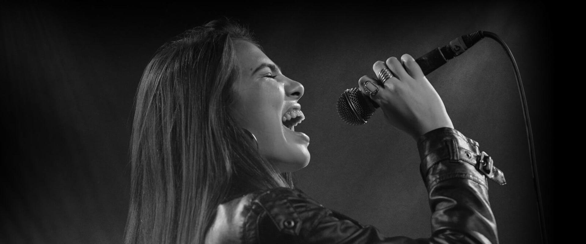 How much does a 30 minute voice lesson cost?